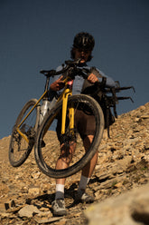 Ciclisti in pausa durante l